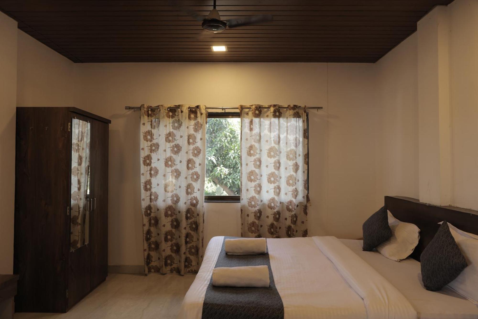 Anant Villa & Resorts Нагаон Экстерьер фото